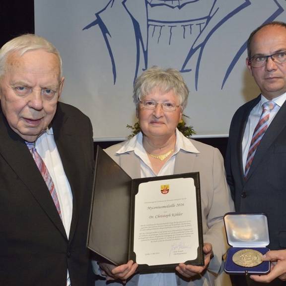 Myconius-Medaillen Preisträger Dr. Christoph Köhler mit Gattin und Oberbürgermeister Knut Kreuch